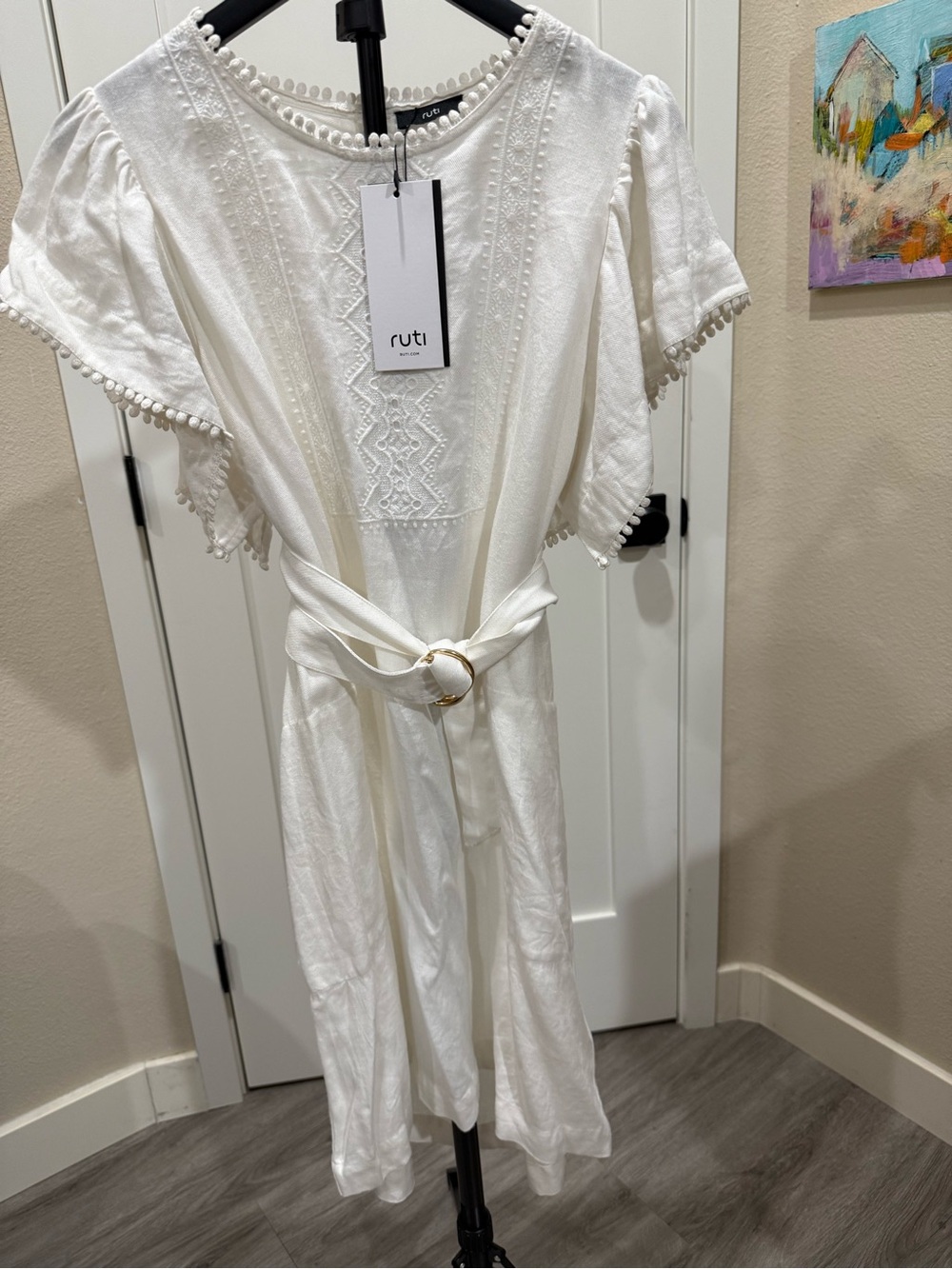 NWT Ruti White Embroidered Belted Dress Size M/L